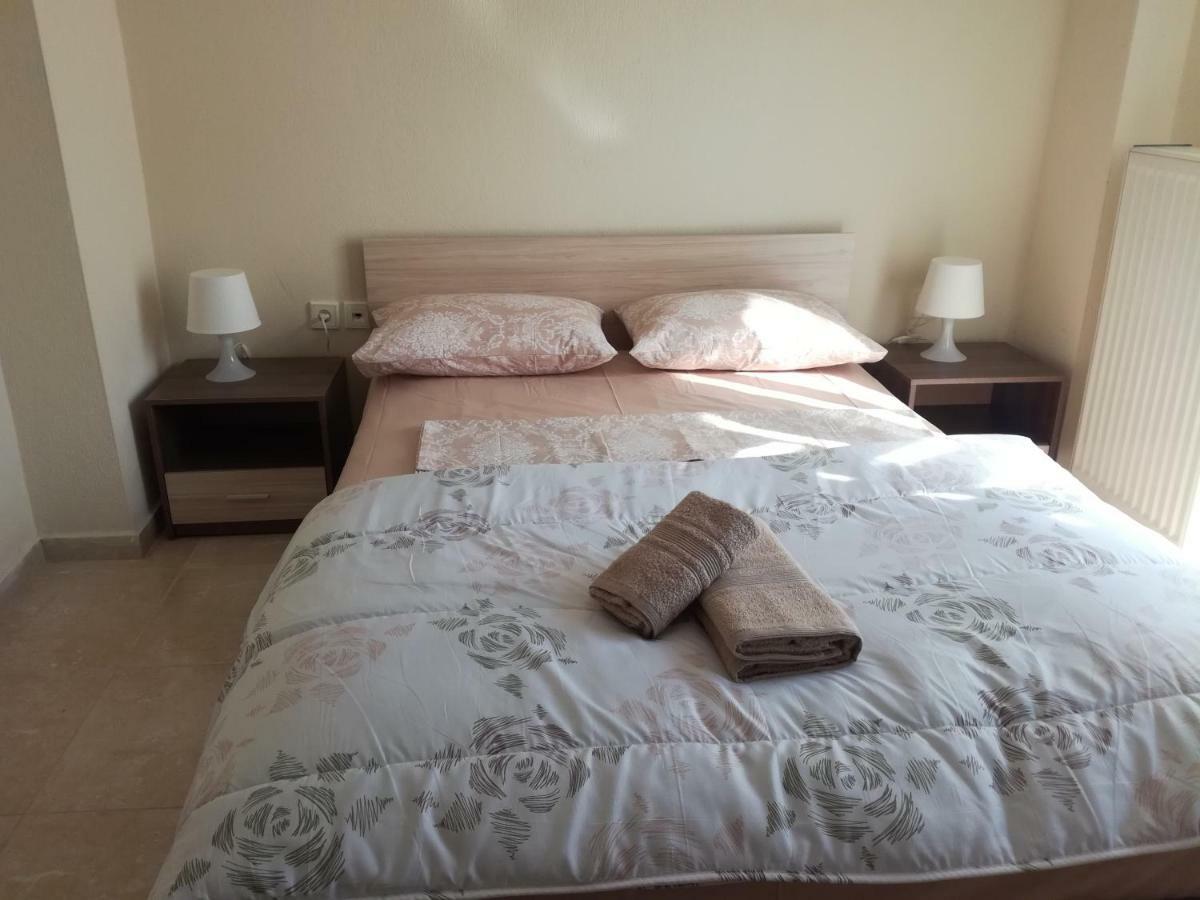 Jordan'S 3Rd Appartment At ניאה מיכאניונה מראה חיצוני תמונה