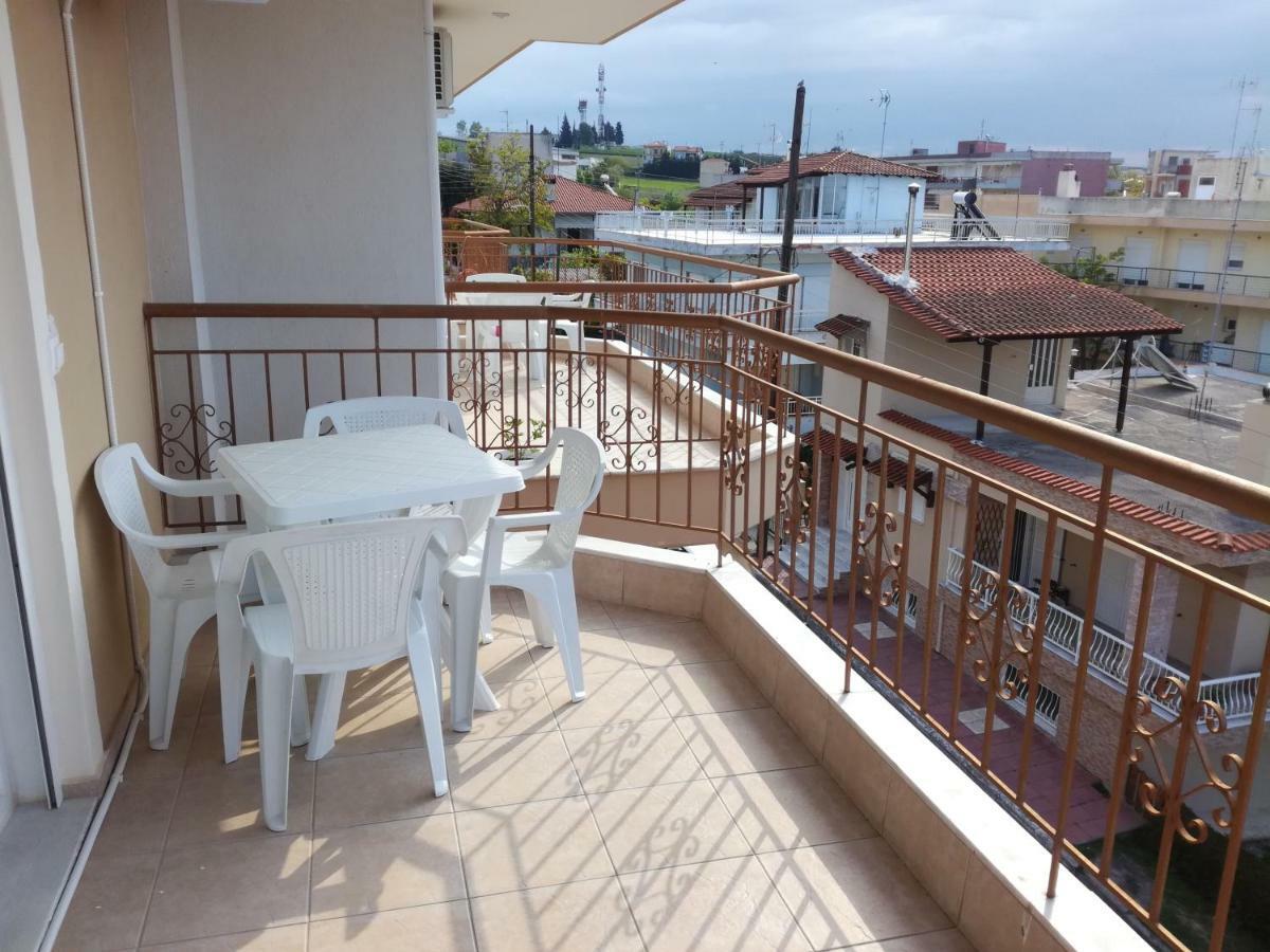 Jordan'S 3Rd Appartment At ניאה מיכאניונה מראה חיצוני תמונה