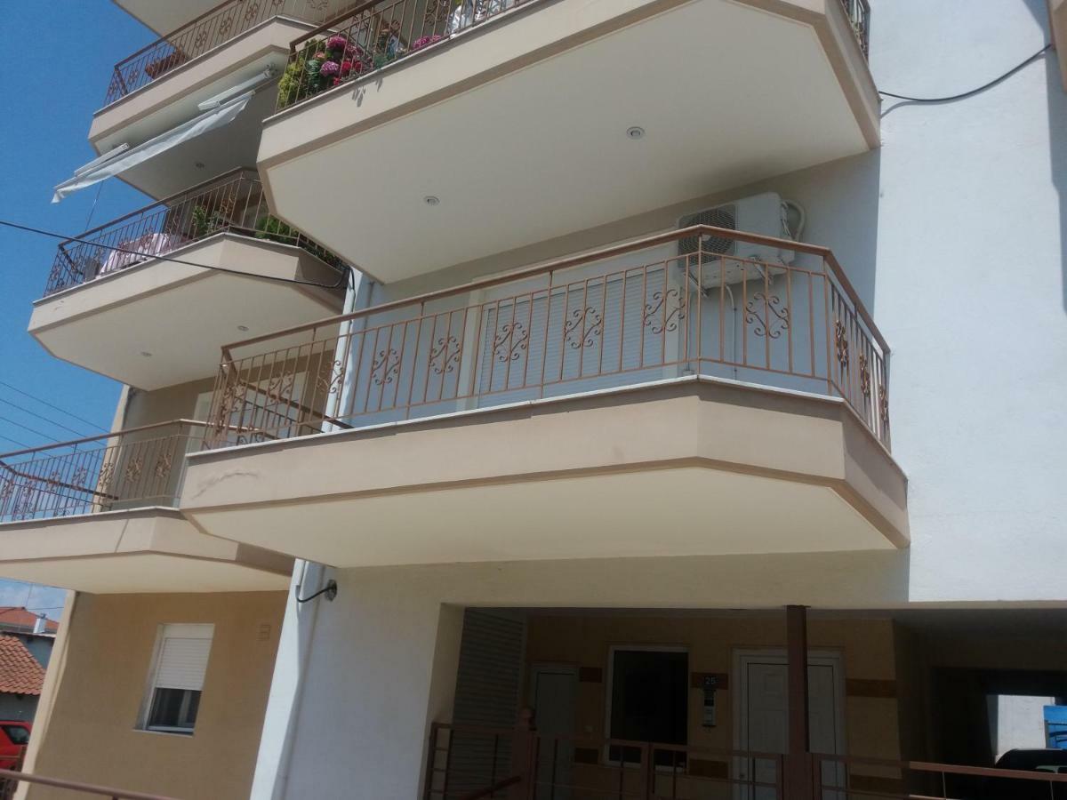 Jordan'S 3Rd Appartment At ניאה מיכאניונה מראה חיצוני תמונה