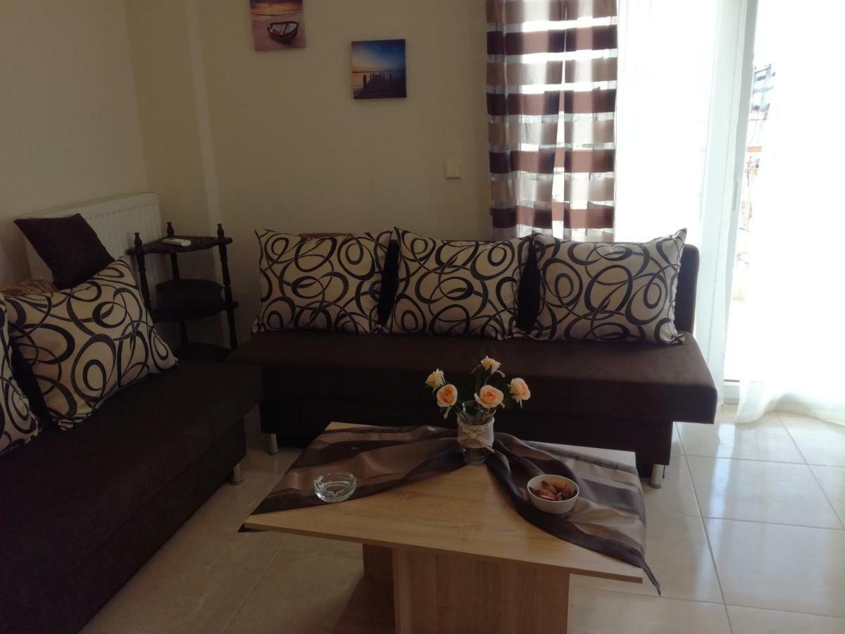 Jordan'S 3Rd Appartment At ניאה מיכאניונה מראה חיצוני תמונה